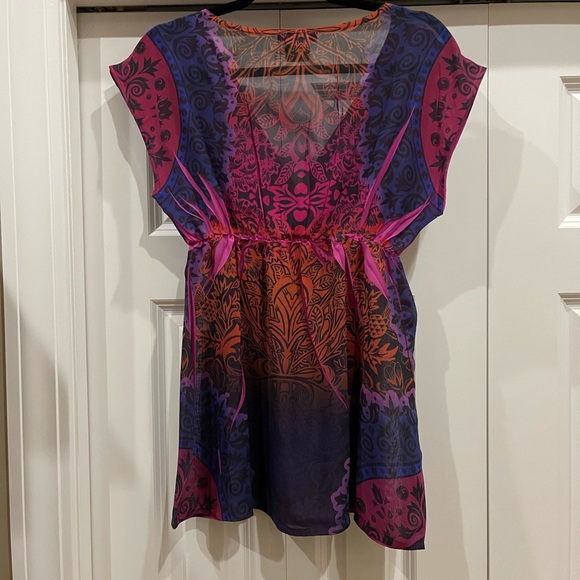 Blouse - Picture 2 of 4